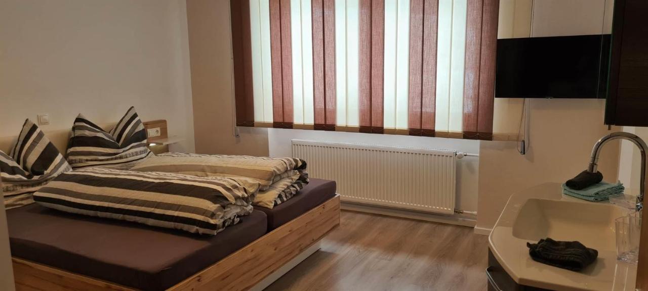 Ferienwohnung Willi Schruns Esterno foto